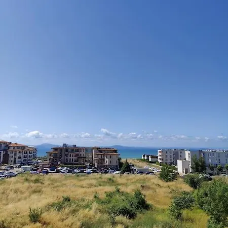 Sarafovo Seaview Retreat キャンプ場 ブルガス
