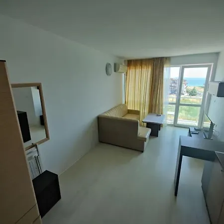 キャンプ場 Sarafovo Seaview Retreat *